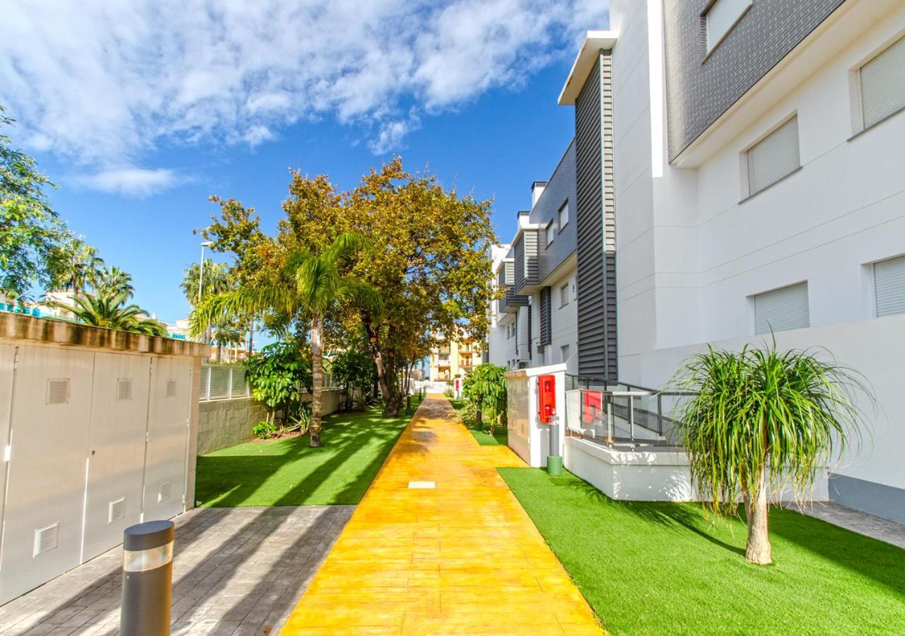 Apartamento Victoria Playa III Con Una Gran Terraza Denia Exterior photo